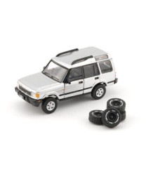 1998 Land Rover Discovery 1, silver left hand drive with an extra set of off road tires - BM Creations